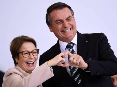 DEM defende saída de Tereza Cristina do Governo para evitar desgaste, diz Folha de SP