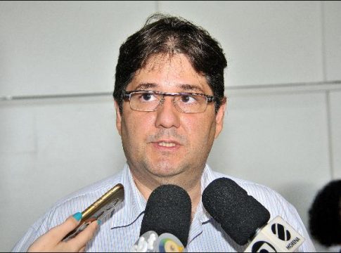 Paciente com coronavírus está internado em hospital particular da Capital
