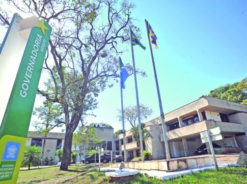 Governo suspende indenizações e corta diárias para economizar até R$ 100 milhões