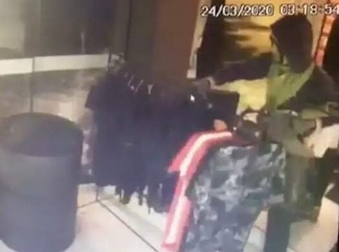 Polícia identifica trio que arrombou loja e furtou R$ 10 mil em mercadorias