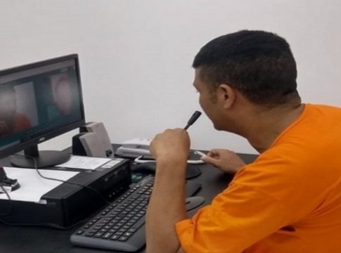 Em prevenção à Covid-19, Agepen usa visita virtual para garantir contato de custodiados com familiares