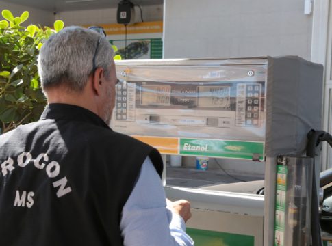 Pesquisa do Procon estadual detecta que mesmo com queda nas vendas, etanol apresenta diferença de 75% nos preços