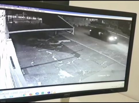 Suspeito de furtar arma de militar é preso por série de arrombamentos a veículos