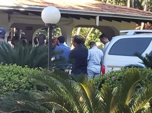 Família não acredita que taxista morto com tiro na cabeça tenha reagido a assalto