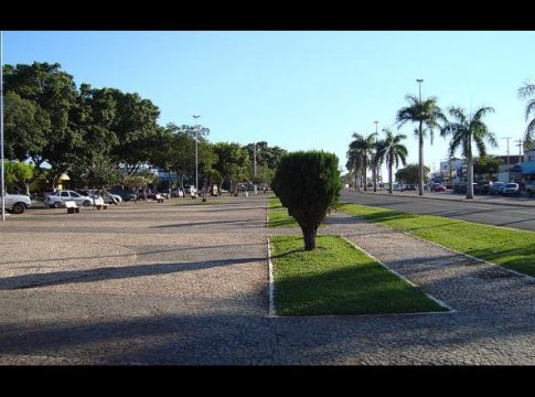 Guia Lopes bate recorde de novos casos de Covid-19 e chega a 98