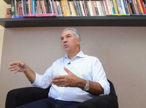 Governo enviará projeto que garante abono salarial aos servidores