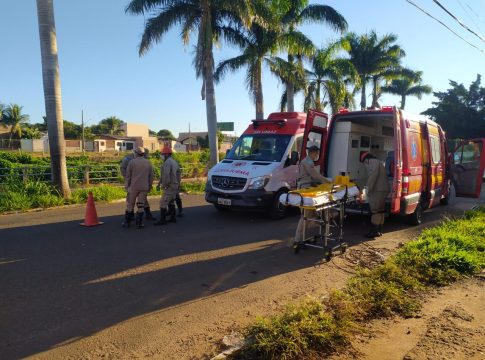 Morador de rua é atropelado na Ernesto Geisel e socorrido com afundamento de crânio