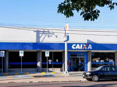 Liberados R$ 600 para nascidos em maio e junho; veja onde usar