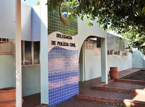 Adolescente procura a polícia após ter fotos íntimas compartilhadas
