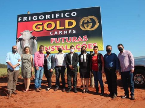 Tacuru lança pedra fundamental para futuras instalações do frigorífico GOLD Carnes.