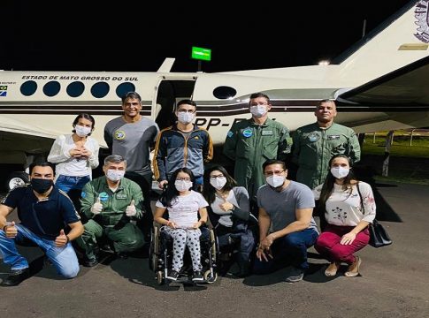 Casa Militar age rápido e menina de 14 anos vai em busca transplante de rins no Paraná