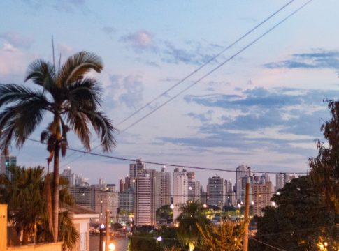 Previsão indica temperaturas elevadas com pancadas de chuva no sul de MS