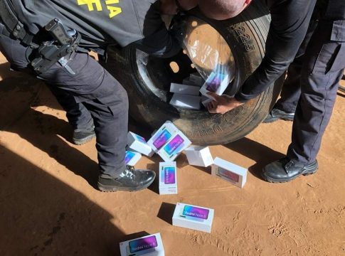 Com fronteira aberta ao crime, polícia apreende mais droga e contrabando