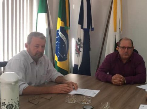 Vereador Varley comemora manutenção da MS 488