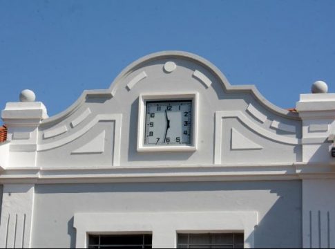 Antigo relógio da Estação Ferroviária da Capital é restaurado