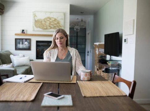 trabalho remoto cresceu em relação a maio
