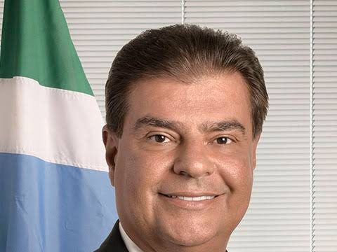 Senador Nelsinho libera R$ 1,3 milhão para rede de esgoto em Mundo Novo