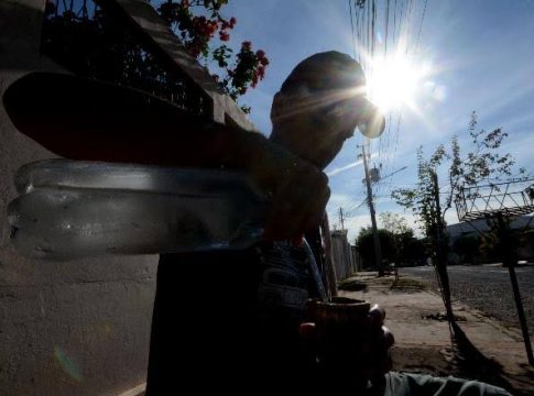 Mesmo com avanço de casos, rodinhas de tereré continuam