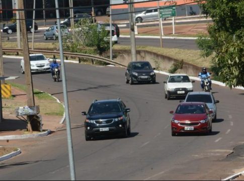 Agosto é mês para pagar licenciamento de veículos de placas final 7 e 8