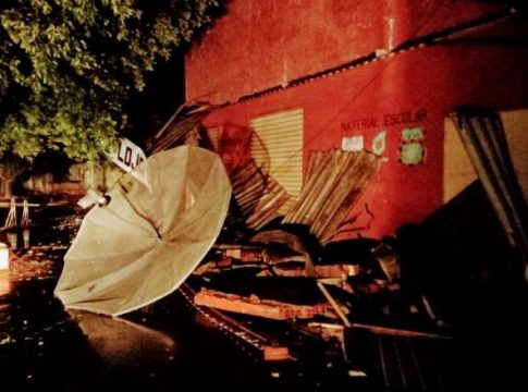 Chuva encerra estiagem, mas temporal deixa rastro de estragos em Aquidauana
