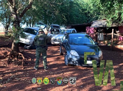 Polícia estoura depósito de contrabando em Guaíra e apreende nove carros