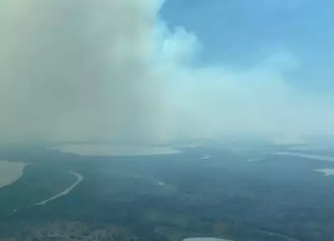 Com milhares de focos, incêndio no Pantanal também chega nos Paiaguás
