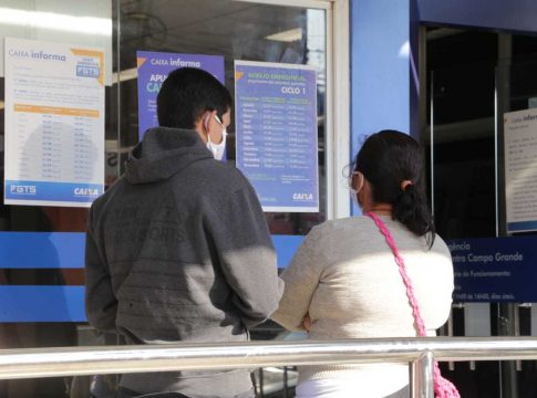 Caixa deposita FGTS para nascidos em agosto e libera saque no Bolsa Família