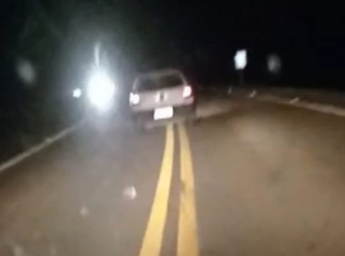 Em perseguição, PRF atira 33 vezes contra carro carregado com 134 quilos de maconha