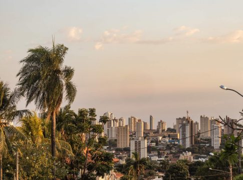 Inmet emite alerta de tempestade para Campo Grande e outras 51 cidades