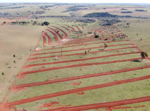 Mundo Novo já realizou mais de 200 Km de curva de nível nos últimos três meses