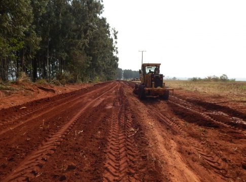 Readequação em estradas rurais de Mundo Novo está na Gleba 04 e deverá seguir para a Colônia Nova na próxima semana