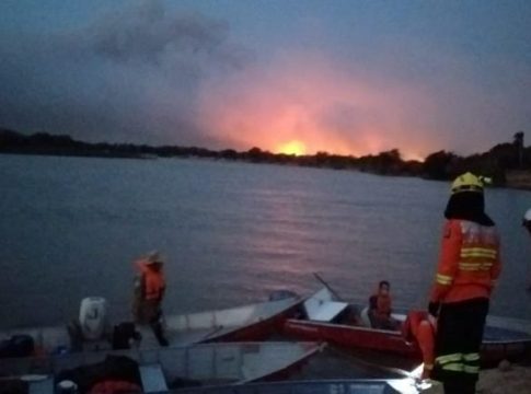 Bombeiros encontram corpo do menino de 2 anos que se afogou no Rio Paraguai