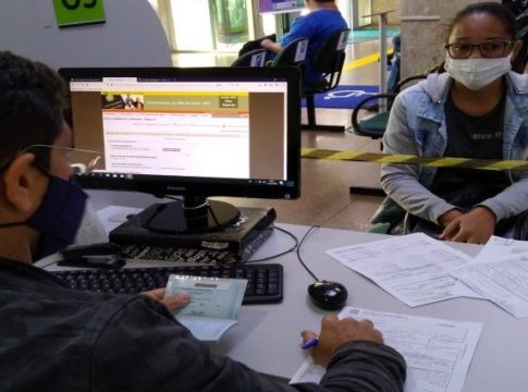 Técnico de enfermagem e agente de viagem estão entre as 1,4 mil vagas de emprego disponíveis na Funtrab