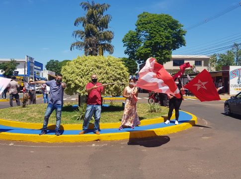 Humberto e Paulo Ricardo fazem bandeiraço na Jk