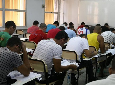 Semana começa com seis concursos abertos e salários chegam a R$ 12,4 mil em MS