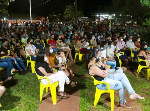 Reunião em apoio a Patrícia contou com centenas de pessoas em Iguatemi