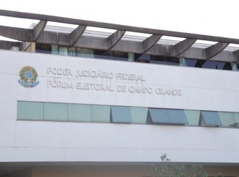 Em MS, 136 candidatos chegam na véspera das eleições com registro em xeque na Justiça