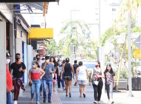 Com 1.884 casos em 24h, MS chega a 97,6 mil infectados e 1,7 mil mortes por coronavírus