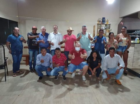 Prefeito Paulão reúne-se com candidatos a vereadores do PP