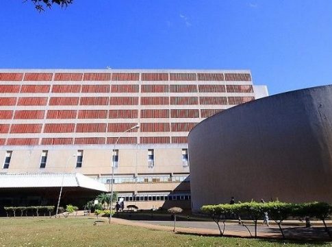 Governo do Estado contratou 565 profissionais de saúde para HR no combate à pandemia de COVID-19