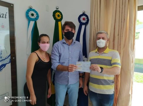 Presidente da Câmara de Itaquiraí faz devolução de R$ 141 mil para prefeitura