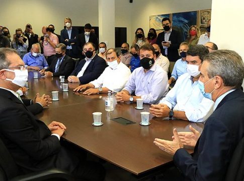 Governador em exercício Paulo Corrêa cumpre agenda em três municípios, onde vistoria e lança obras