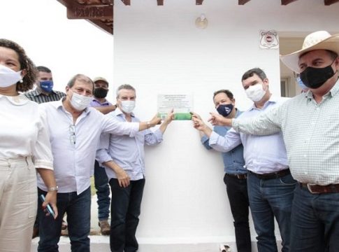 Paulo Corrêa entrega obras de saneamento e vistoria construção de hospital em Três Lagoas