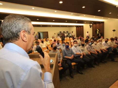 Na Assomasul, Paulo Corrêa reafirma compromisso com municipalismo