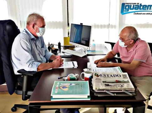 Prefeito Lídio e secretário Geraldo discutem vacinação em Iguatemi