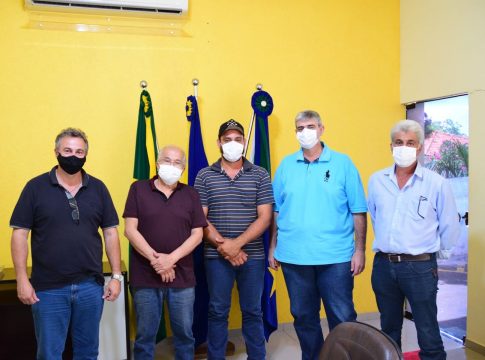 PREFEITO DRº LÍDIO RECEBE COORDENADOR MUNICIPAL DA AGRAER