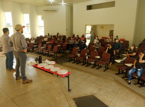 Empresa Agrosoluções realizou entrevista de emprego nesta quinta-feira (25) em Mundo Novo
