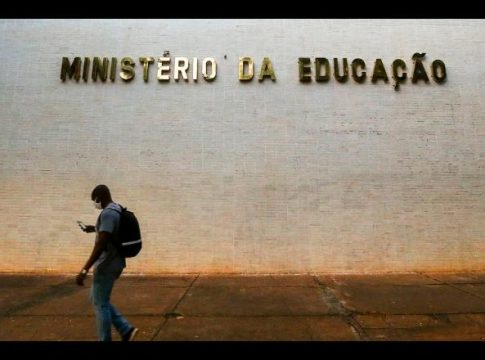 MEC tem 8,9 mil obras abandonadas pelo país e pode perder R $ 1,1 bilhão