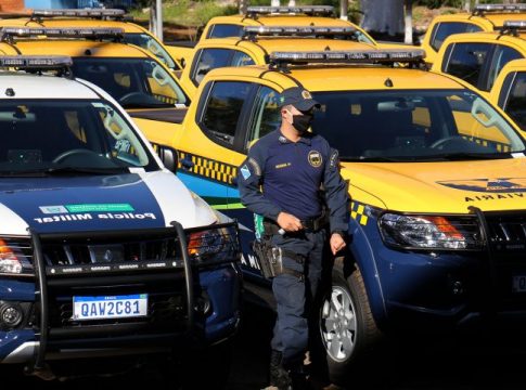 Governo de MS entrega 28 motoniveladoras e 127 viaturas nesta segunda-feira