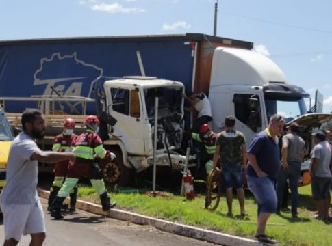 Com dois acidentes ‘colados’, moradores vão organizar protestos pedindo duplicação da BR-163